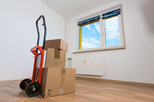 Urban moving service handling belongings in Harringay